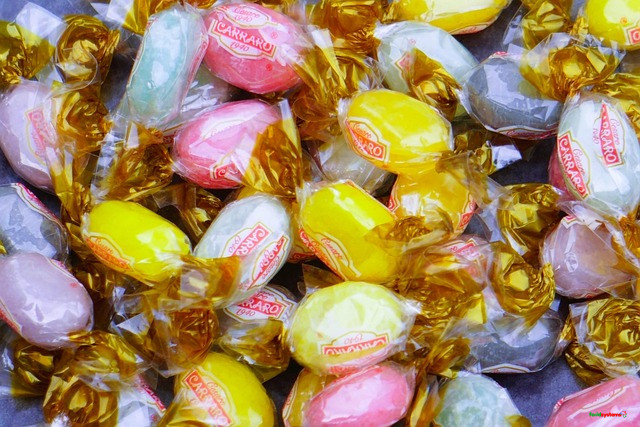 sweets, snack, multicolored, treats, nibble, sugar, food, dessert, italy, delicacy, flavors, specialty, easter, sweet, artisanal, wrap, wrappers